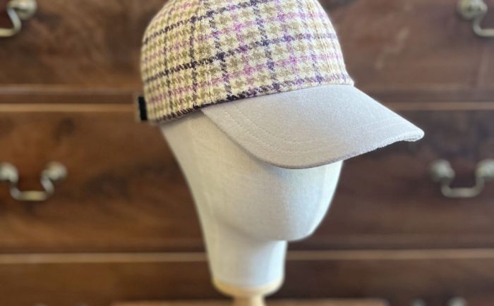 Baseball Cap – Beige/Lilac Dogtooth Tweed / Beige Peak